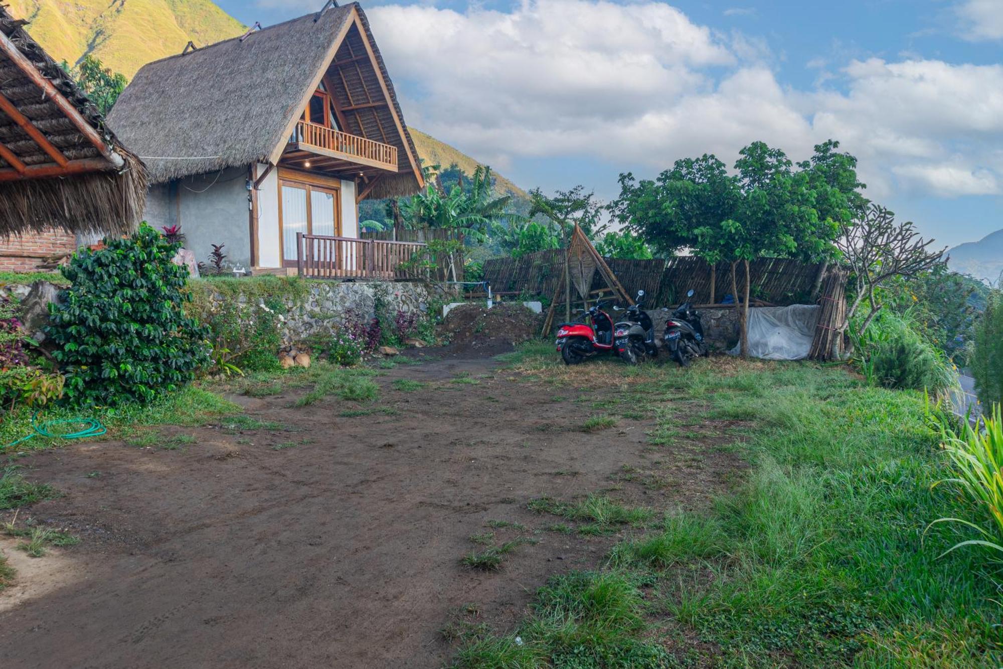 Hotel Bale Aur Sembalun Sembalunlawang Zewnętrze zdjęcie